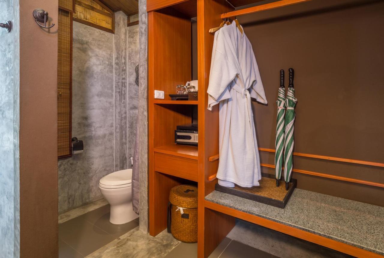Alama Sea Village Resort - Sha Extra Plus Koh Lanta Bagian luar foto