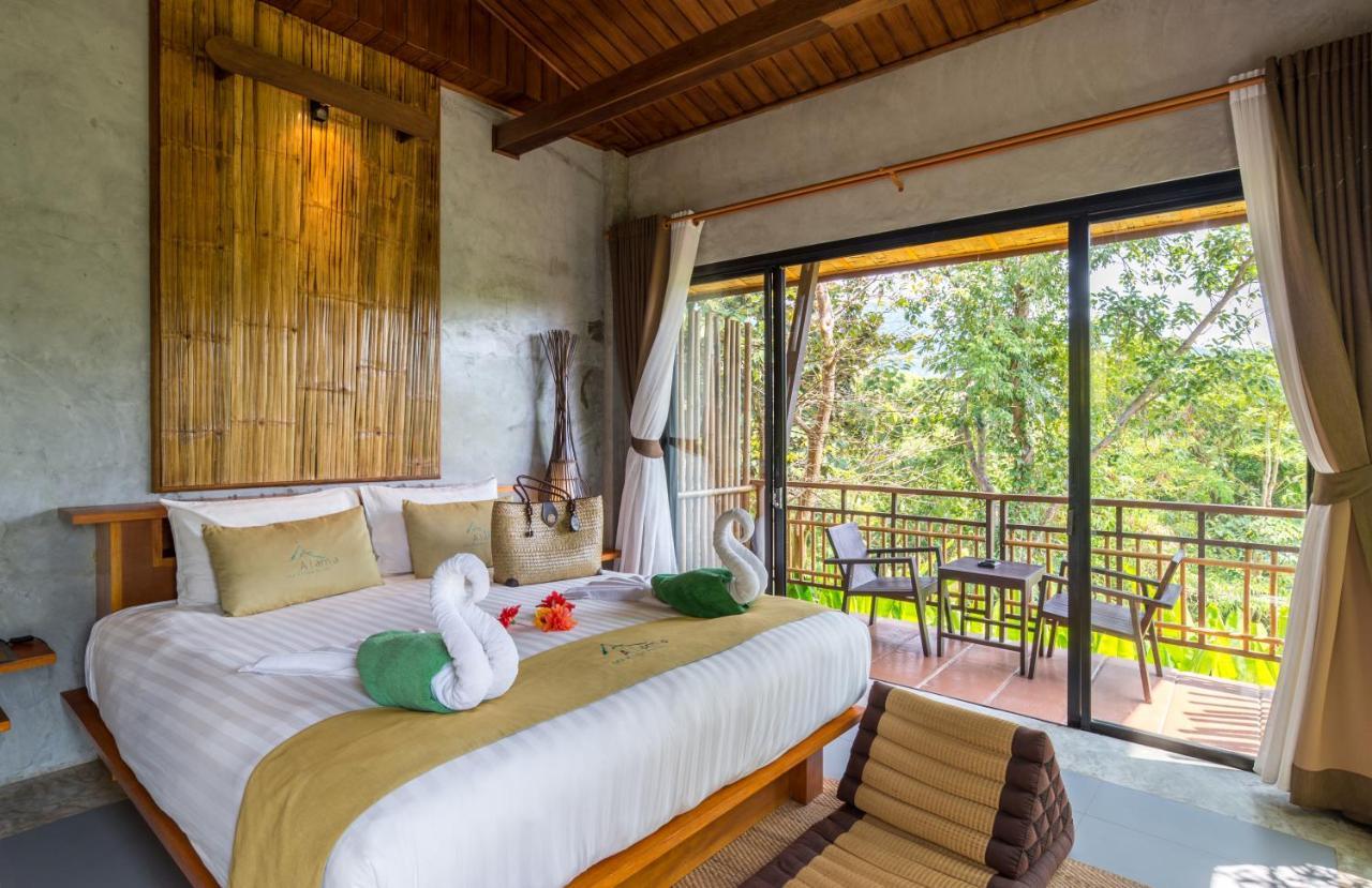 Alama Sea Village Resort - Sha Extra Plus Koh Lanta Bagian luar foto