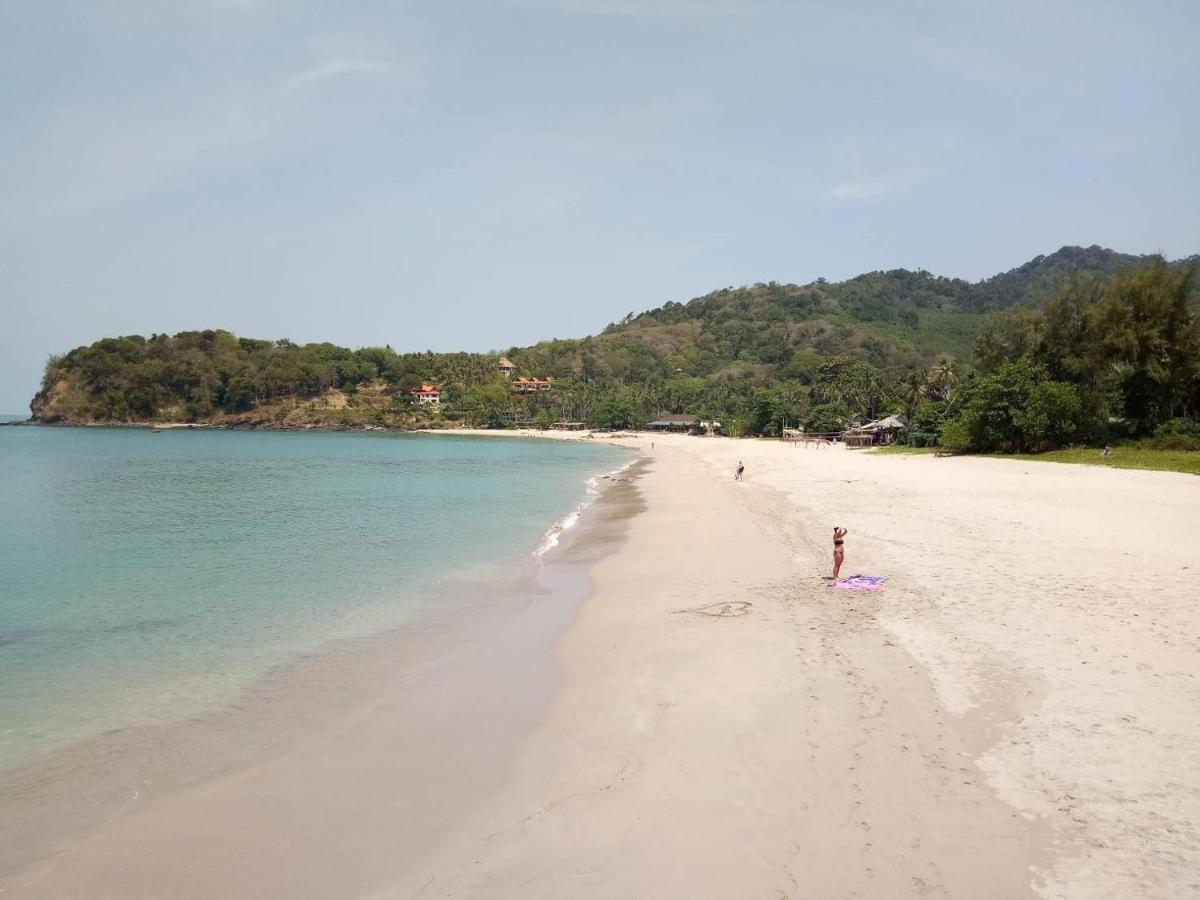 Alama Sea Village Resort - Sha Extra Plus Koh Lanta Bagian luar foto