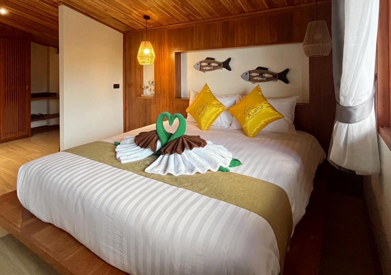 Alama Sea Village Resort - Sha Extra Plus Koh Lanta Bagian luar foto